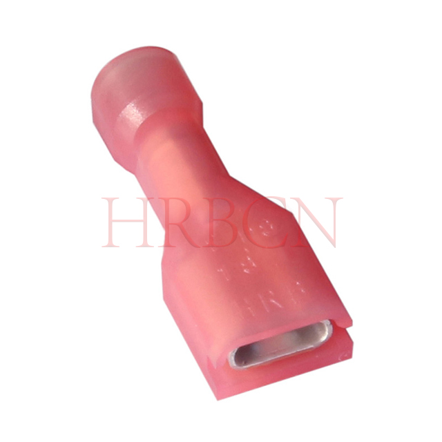 Borne de déconnexion femelle entièrement isolée de 4,8 mm (AWG 22-18)