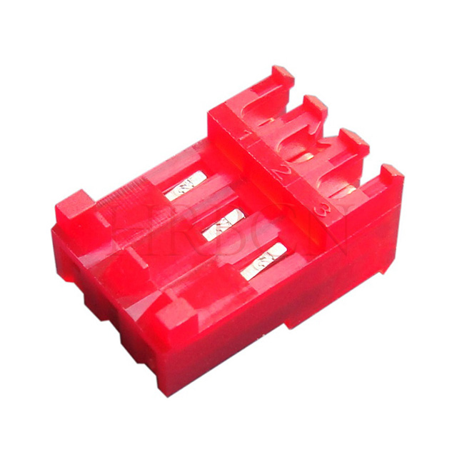 Alimentation au pas de 3,96 via IDC avec languettes polarisantes M7060-NCR
